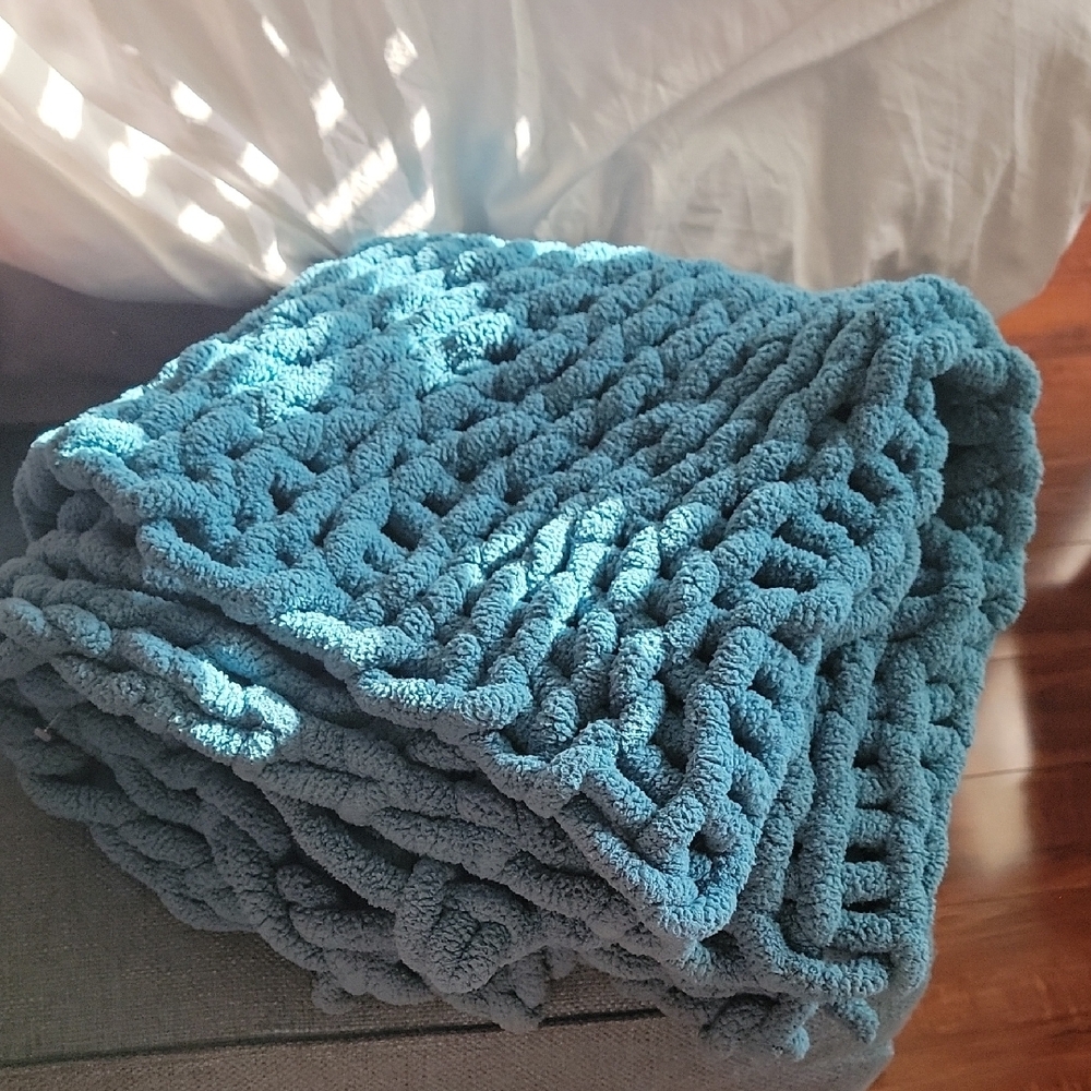 Chunky Knit Blue Blanket